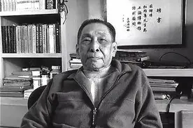 杜月笙虽是青帮老大，但他有一个举国闻名的儿子，至今为祖国奋斗图片