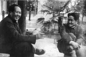 1978年越南残害我边民，组织国际社会谴责中国，邓小平回应很霸气图片