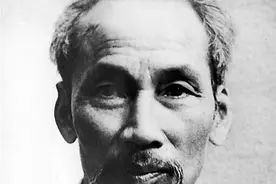 1965年越南主席胡志明访华，毛主席提出一特殊请求，为何被拒绝？图片