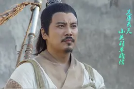 单雄信被斩时，为何只愿喝程咬金的断头酒，却不领众兄弟情？图片