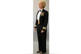 海军女军官正装礼服，2种胸罩要写名字，可戴耳钉，高跟鞋配丝袜图片