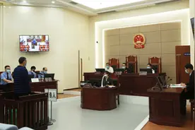 重庆璧山：使用工业松香脱鸭毛  屠宰场老板获刑受罚！图片