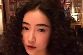 还记得张辛苑吗？她现在长这样图片