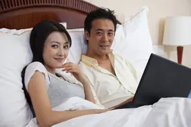 恋爱三年结婚四年，我和老公说要个孩子，老公开始早出晚归不着家图片