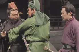 汉献帝比刘备的辈分还要高几个等级 为何还要喊他叫刘皇叔呢图片