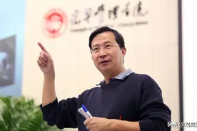 北大教授永不参选院士 怒斥：几个老院士 竟然围着一个处长赔笑图片