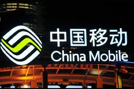 中国移动正式反击了，100分钟+51G流量+19元，后悔携号转网吗？图片