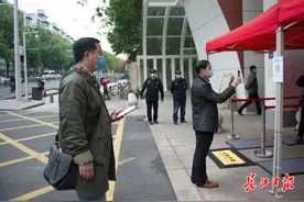 复学后如何入校上课就餐？武汉市十一中这场应急演练把行径路线都规划上了图片