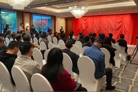 迎来春色在人间：何水法庚子新作画展在杭开展图片