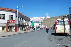 西藏山南市错那县，只有1.5万人口的边陲宝地图片