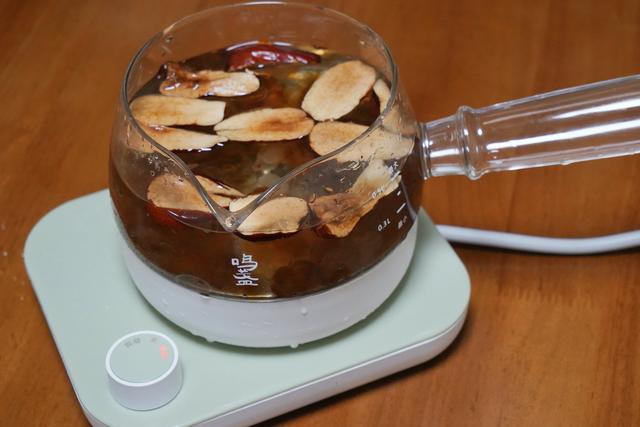 复工后的Soho办公，提神充电站，饮茶新模式：鸣盏煮茶器体验评测