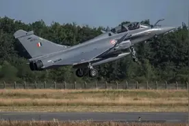 阵风正飞往拉达克，17名印军王牌飞行员摩拳擦掌，中国专家谈看法图片