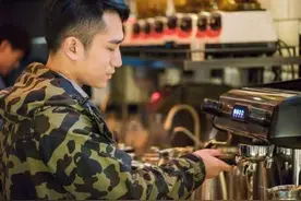 91年出生，19岁白手起家第1年赚20万？29岁身价45亿图片