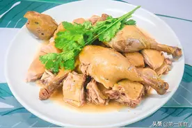 想吃盐水鸭自己在家就能做，皮脆肉嫩，咸香入味，做法其实很简单图片