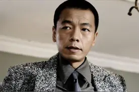 “硬汉”王挺罕现身，曾被炸伤仅获赔70万，现打算靠直播赚钱？图片