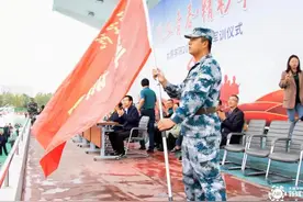 现场直击！太原学院2020级学生集合完毕，请指示图片