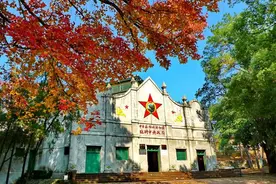 他八个儿子参军无一生还，毛主席带子为其送终，被称“新杨家将”图片