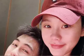 奚梦瑶儿子正面照曝光！长相像爸身高随妈，腿比同龄孩子长好多图片