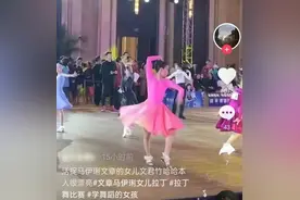 马伊琍13岁大女儿拉丁舞比赛，获倒数第二，网友：骨架有点宽图片