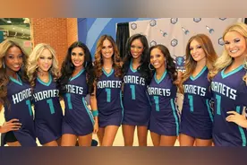 你知道NBA有哪些潜规则吗？拉拉队员禁止穿其他贴身短裤图片