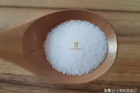 炒菜时，哪种调味料先放，哪种调料后放？老厨师：时间顺序很重要图片