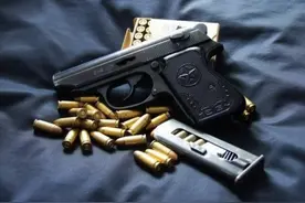 中国自创的第一款手枪：“小砸炮”64手枪，为何是最善良的手枪？图片