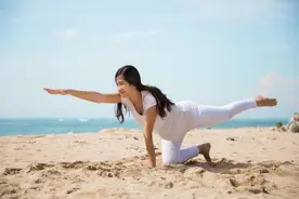 孕期练瑜伽真的有助于生产吗？行业专家：能缓解生产时30%的痛感图片