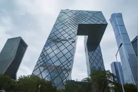 央视主持人直播粉丝不足两百人，付玉龙评直播乱象，呼吁净化网络图片