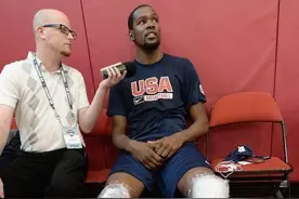 NBA神奇的身体构造：杜兰特大脚酷似镰刀，2米31之人游泳如水怪图片