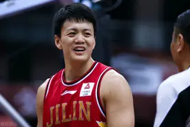 CBA星耀后卫之姜宇星图片