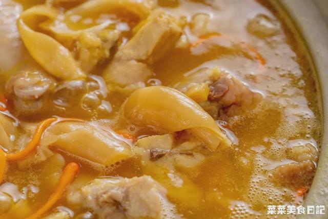 花胶鸡脚虫草花干贝汤 花胶鸡脚虫草花汤功效