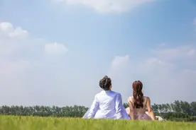 给未婚男女们的忠告：遇见了“对的”人，你才会有这3种感觉图片