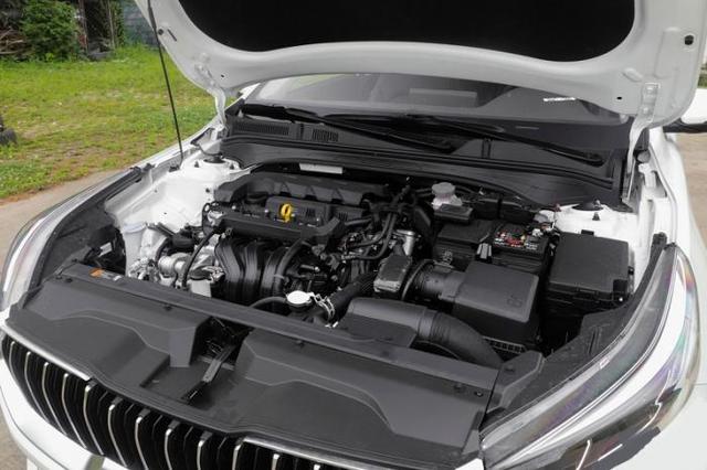 油耗堪比日系，配置不输国产，定价不高优惠大，起亚K3值得买吗？