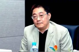 苏越狱中离世，留千万债务，妻子落难为啥不找曾受恩的韩红那英？图片