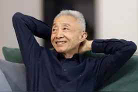 65岁戴建业：凌晨3点睡早上9点起，顶流之后没时间孤独图片