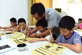 有人建议缩短中小学生寒暑假，是否合理？图片