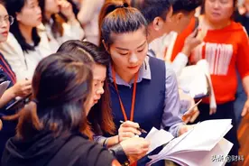 房子已供大于求，为何还是有很多人在买房？售楼人员说出3大原因图片