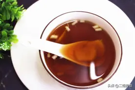 香菜根泡水喝，营养还美味，冬季喝正合适，简单还实用图片