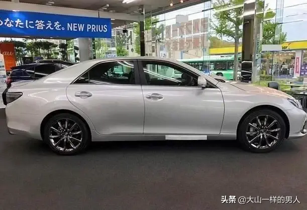 丰田全新一代锐志曝光! 外观酷炫, 配V6+四驱,喜欢的后驱有福了！