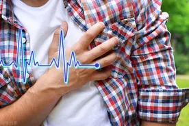 高明一男子看到警察直呼“救命”，究竟发生了什么事？图片