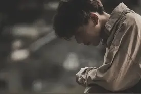 头像丨人生遇到每个人，出场顺序很重要，换个时间认识，就会不同图片