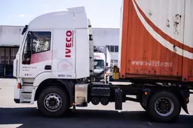 用了正规尿素还是堵？老司机教你如何操作图片