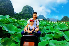 暑期广东周边游，英德洞天仙境探秘，峰林小镇坐小火车游莲湖图片