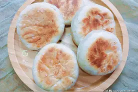 板栗酥饼的家常做法，一次开酥，不用烤箱，香甜酥脆，咬一口掉渣图片