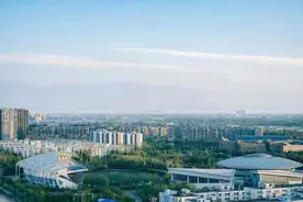 世界之最！据说，西南交通大学有一辆校内"超级高铁"！图片