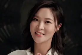 恭喜！前中国女排队长生了一个女儿，特别晒一家三口“全家福”图片