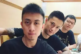 身价不输王思聪，家世堪比汪雨，被称为“沪上皇”的秦奋啥来头图片