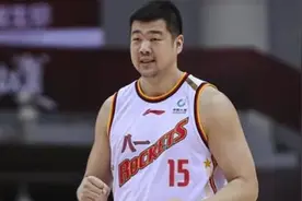 前八一中锋加盟辽宁，付豪队友成韩德君替补图片