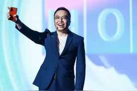 麒麟820+4300毫安+4000万，荣耀X10正式发布，千元机内无对手？图片