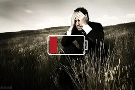 别听官方的，手机耗电过快的原因和应对方法，看这里图片